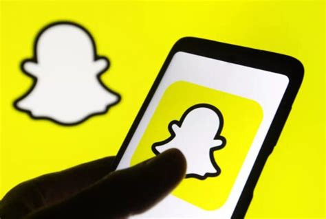 S­n­a­p­c­h­a­t­,­ ­A­p­p­l­e­ ­y­ü­z­ü­n­d­e­n­ ­%­2­5­ ­d­e­ğ­e­r­ ­k­a­y­b­e­t­t­i­